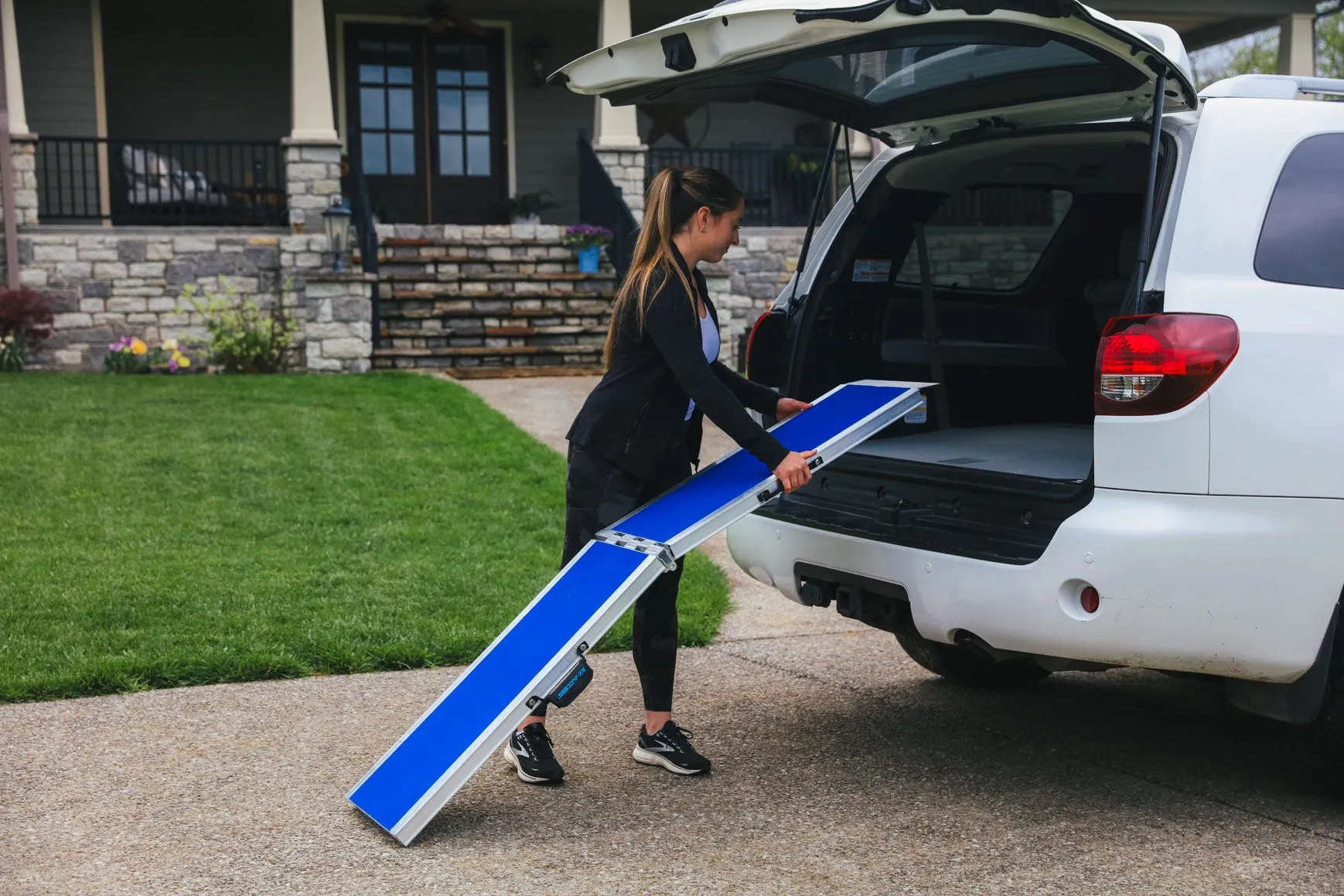 EZ-ACCESS Portable Pet Ramp