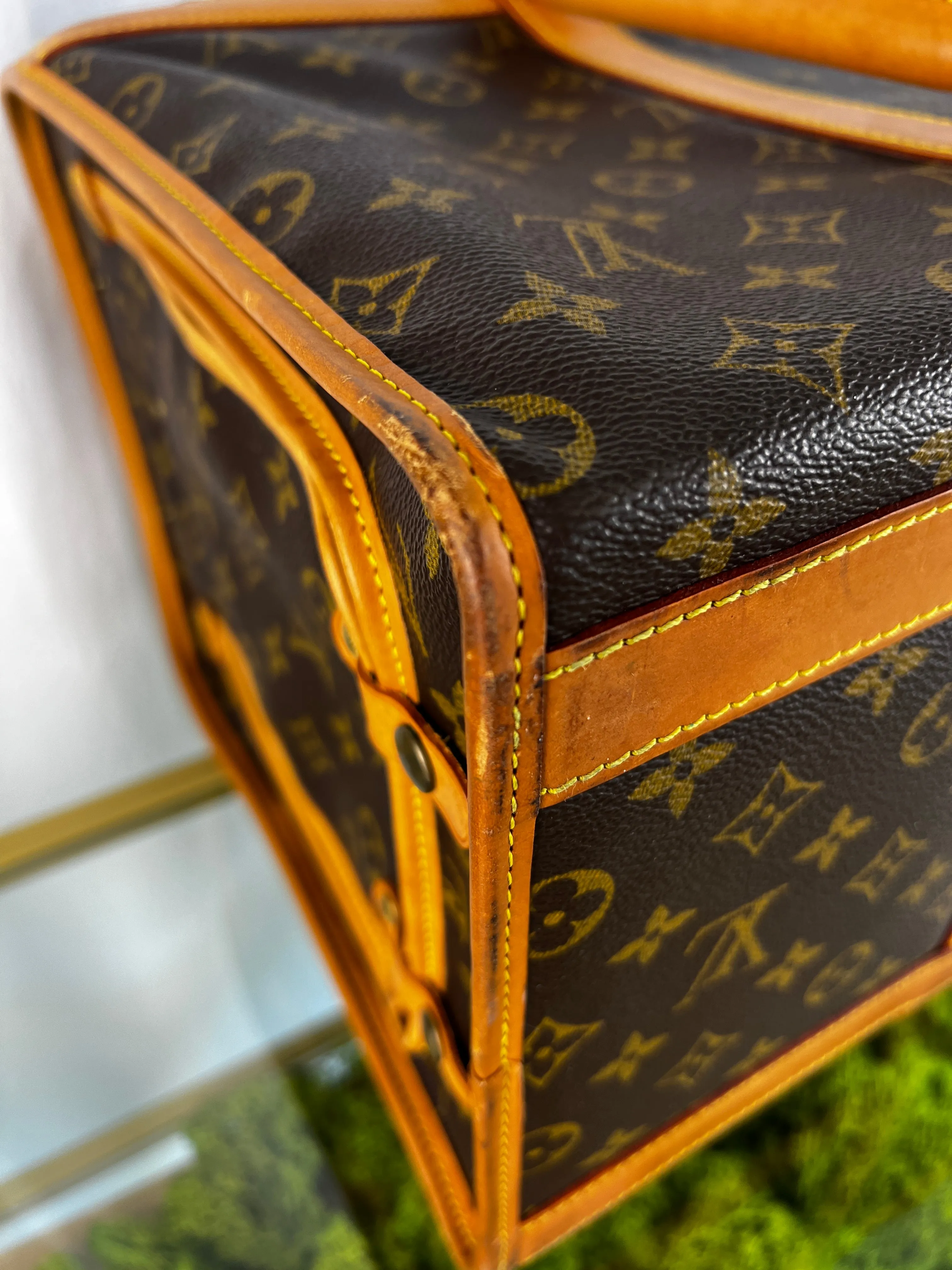 LOUIS VUITTON Monogram Dog Carrier 50