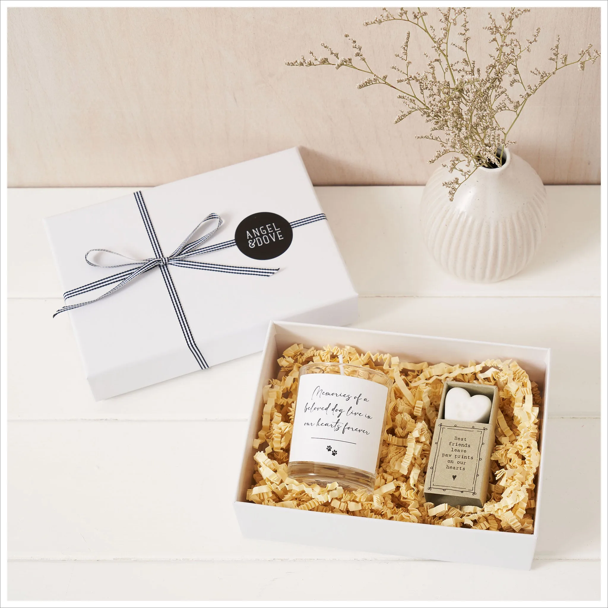 'Memories of a Beloved Dog' Sympathy Gift with Luxury Gift Bag & Card