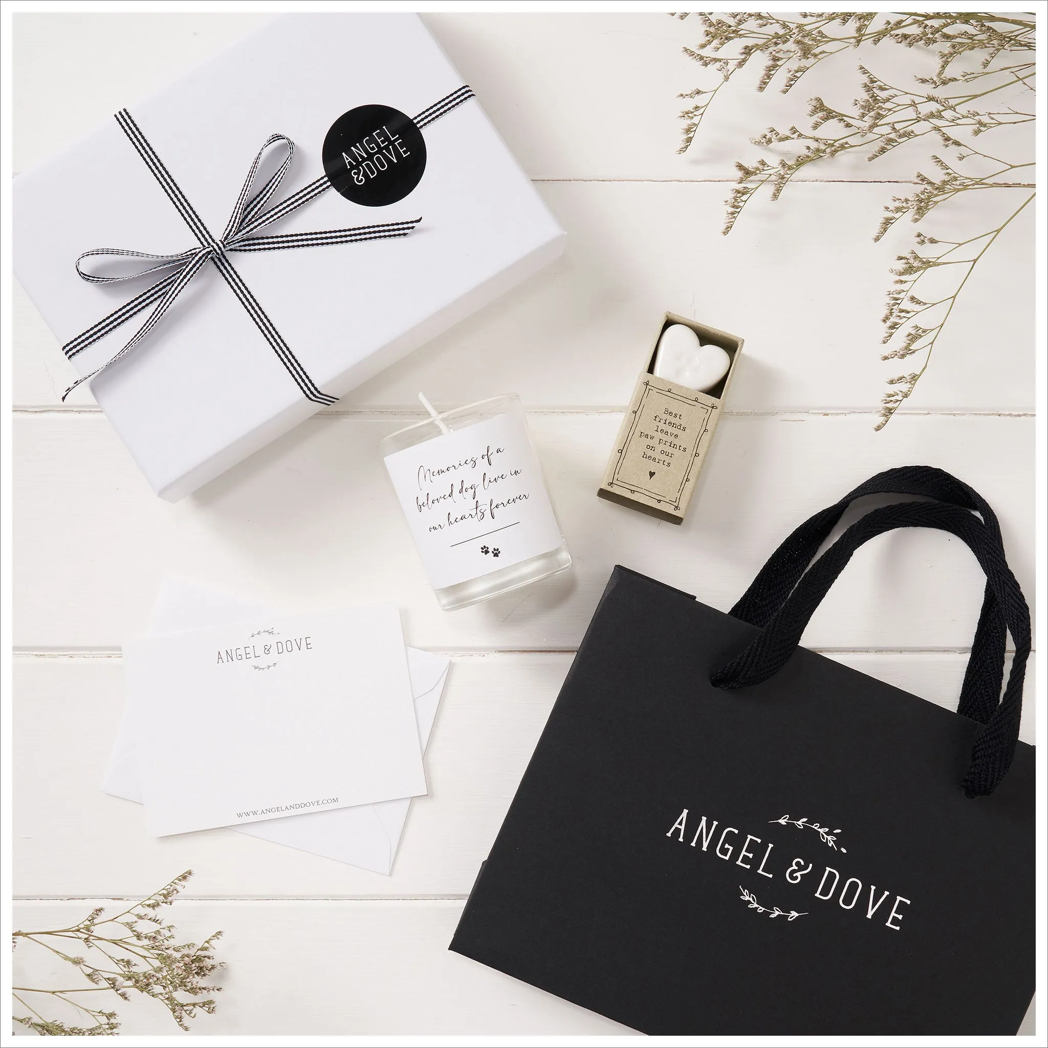 'Memories of a Beloved Dog' Sympathy Gift with Luxury Gift Bag & Card